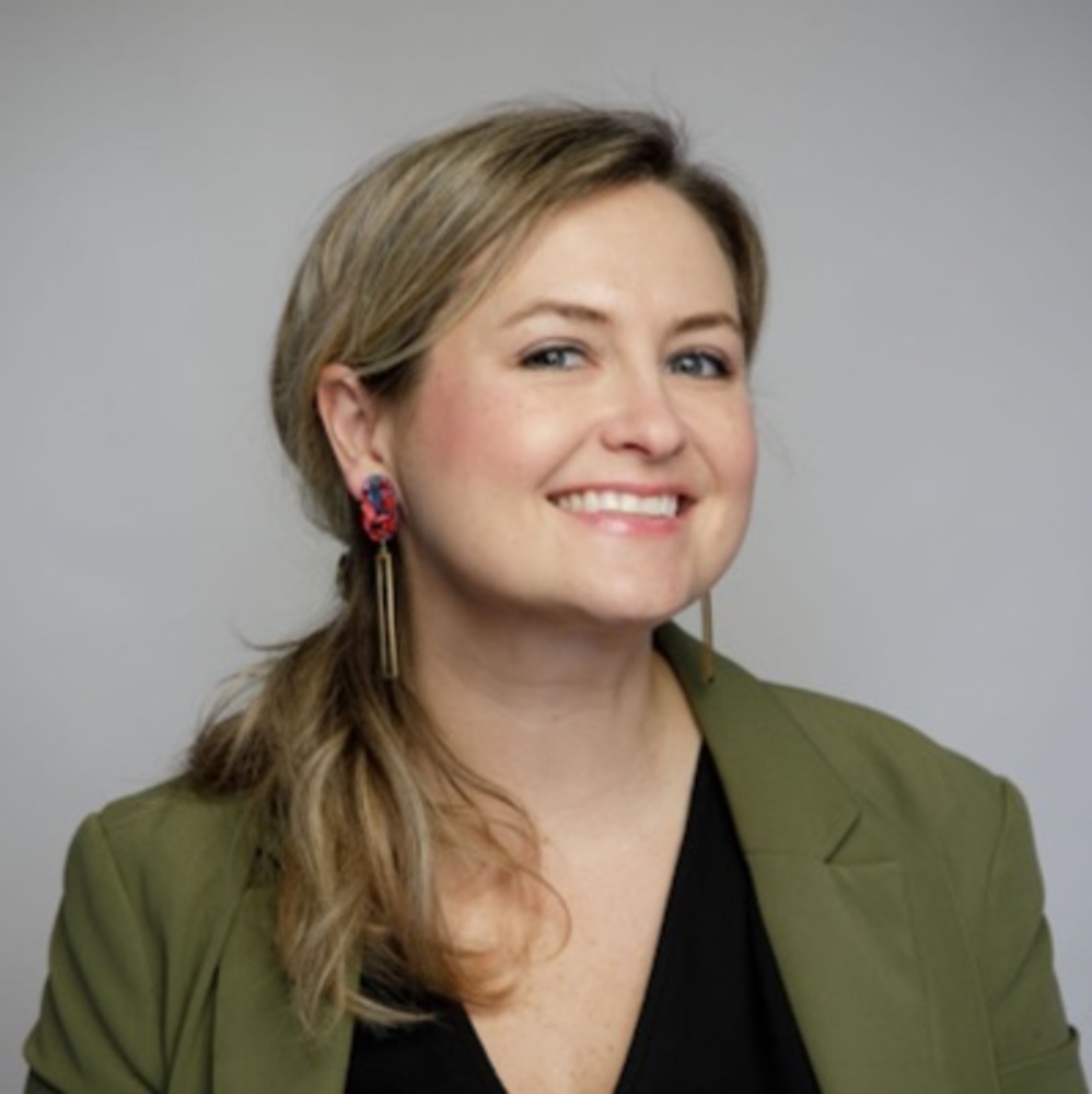 Meet your Posher, Laura